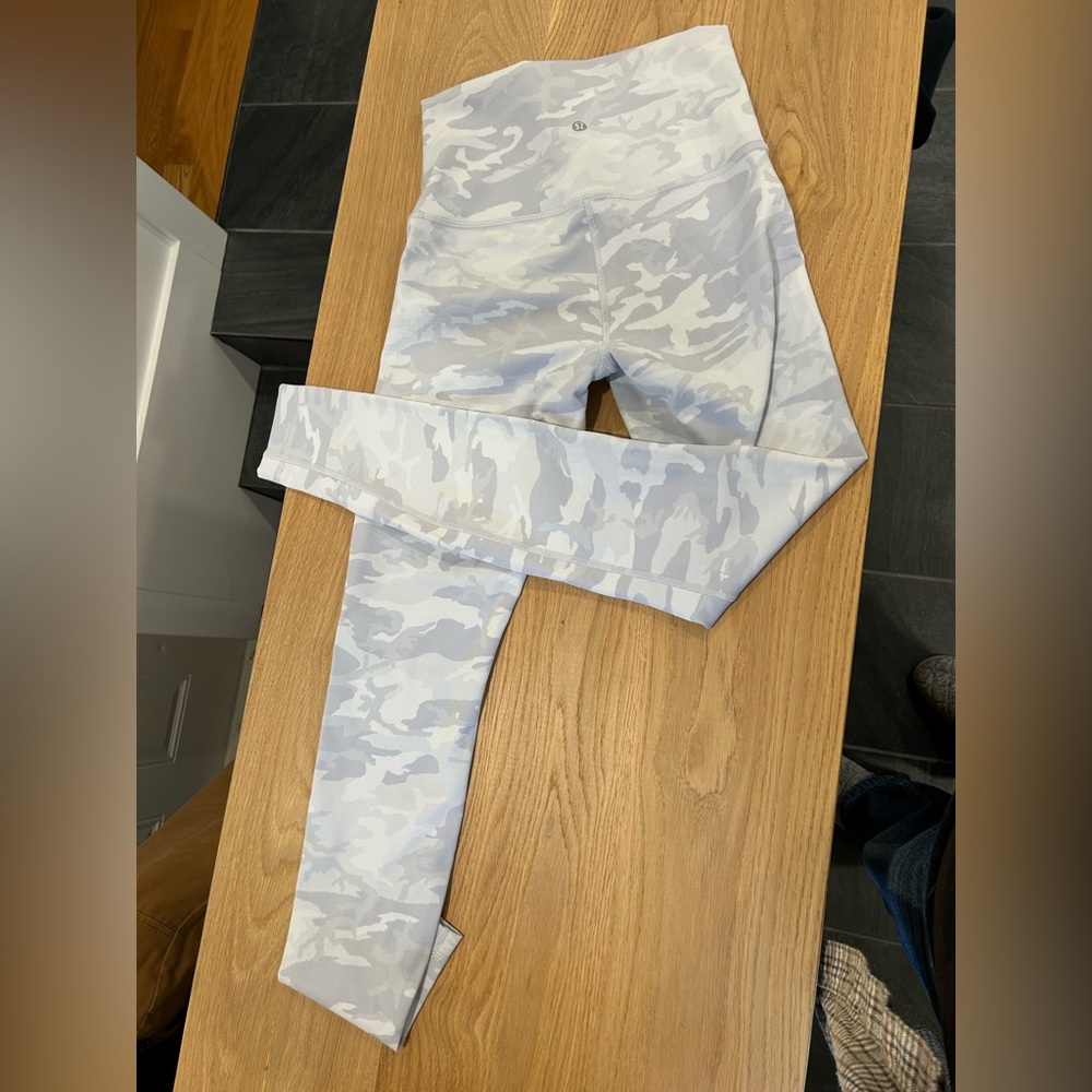 New Without Tags Lululemon Wunder Under High Rise Leggings Incognito Camo Print